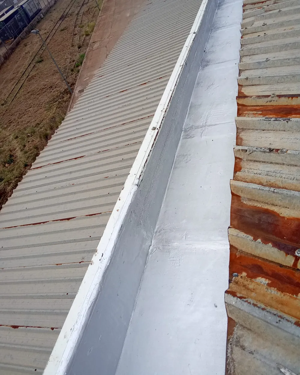 Roof channel detail